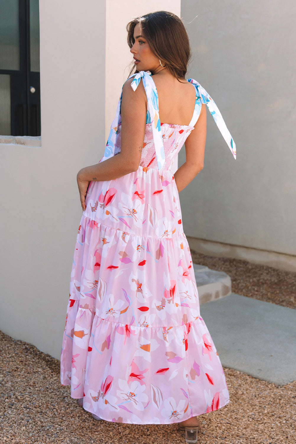 Dhalia™ | Vestido largo fruncido con hombros anudados y estampado floral rosa