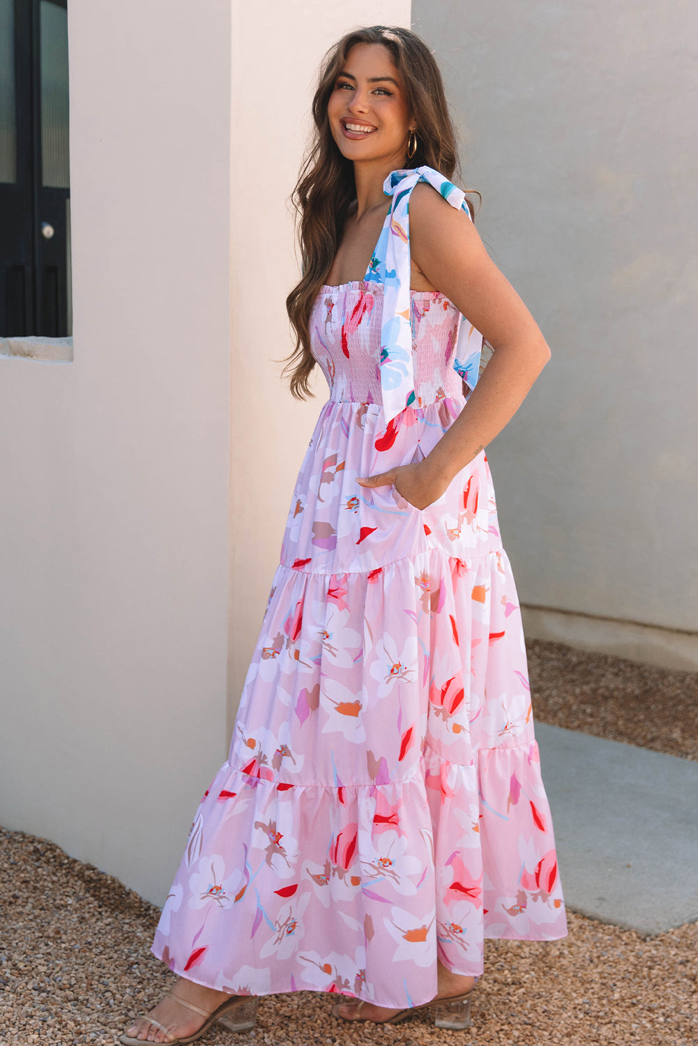 Dhalia™ | Vestido largo fruncido con hombros anudados y estampado floral rosa