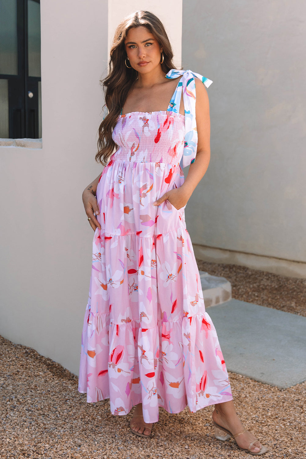 Dhalia™ | Vestido largo fruncido con hombros anudados y estampado floral rosa