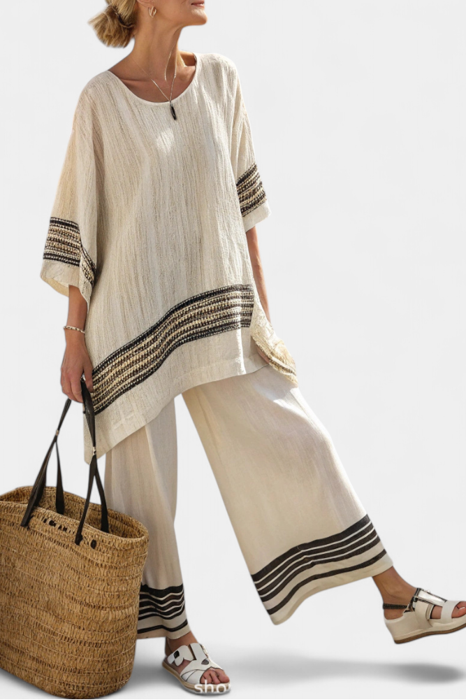 Corola™  | Top elegante de lino con rayas negras y pantalones fluidos