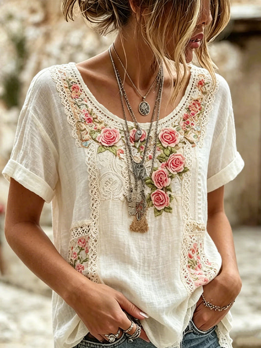 Vector™ | Camiseta informal de estilo vintage con estampado floral artístico